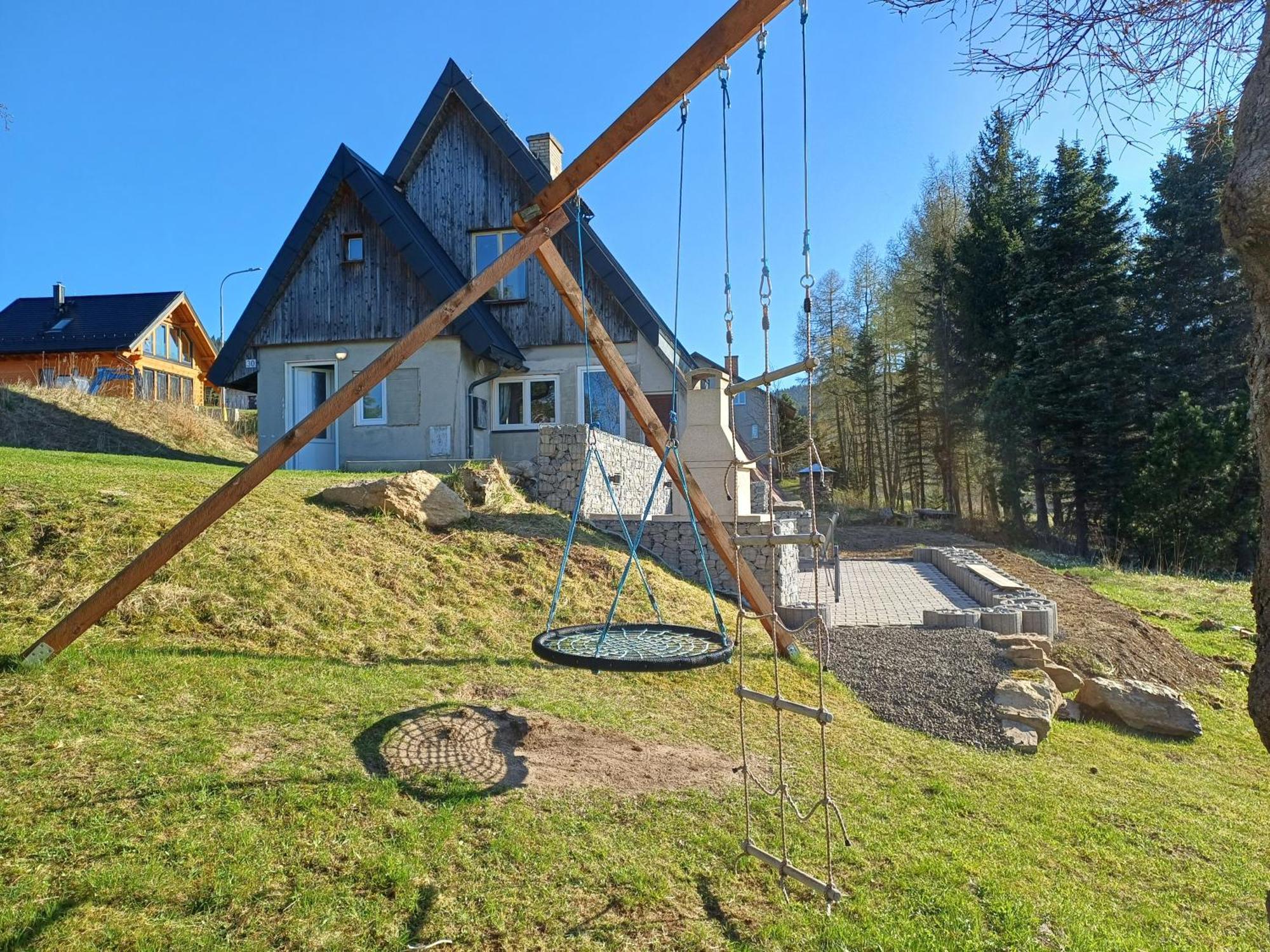 Вилла Chaloupka Na Vrsku Лоучна-под-Клиновцем Экстерьер фото